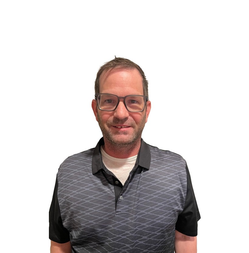 Headshot of Matt Lester, exterior specialist with more than 25 years of experience serving homeowners throughout Central Iowa at JB Roofing.